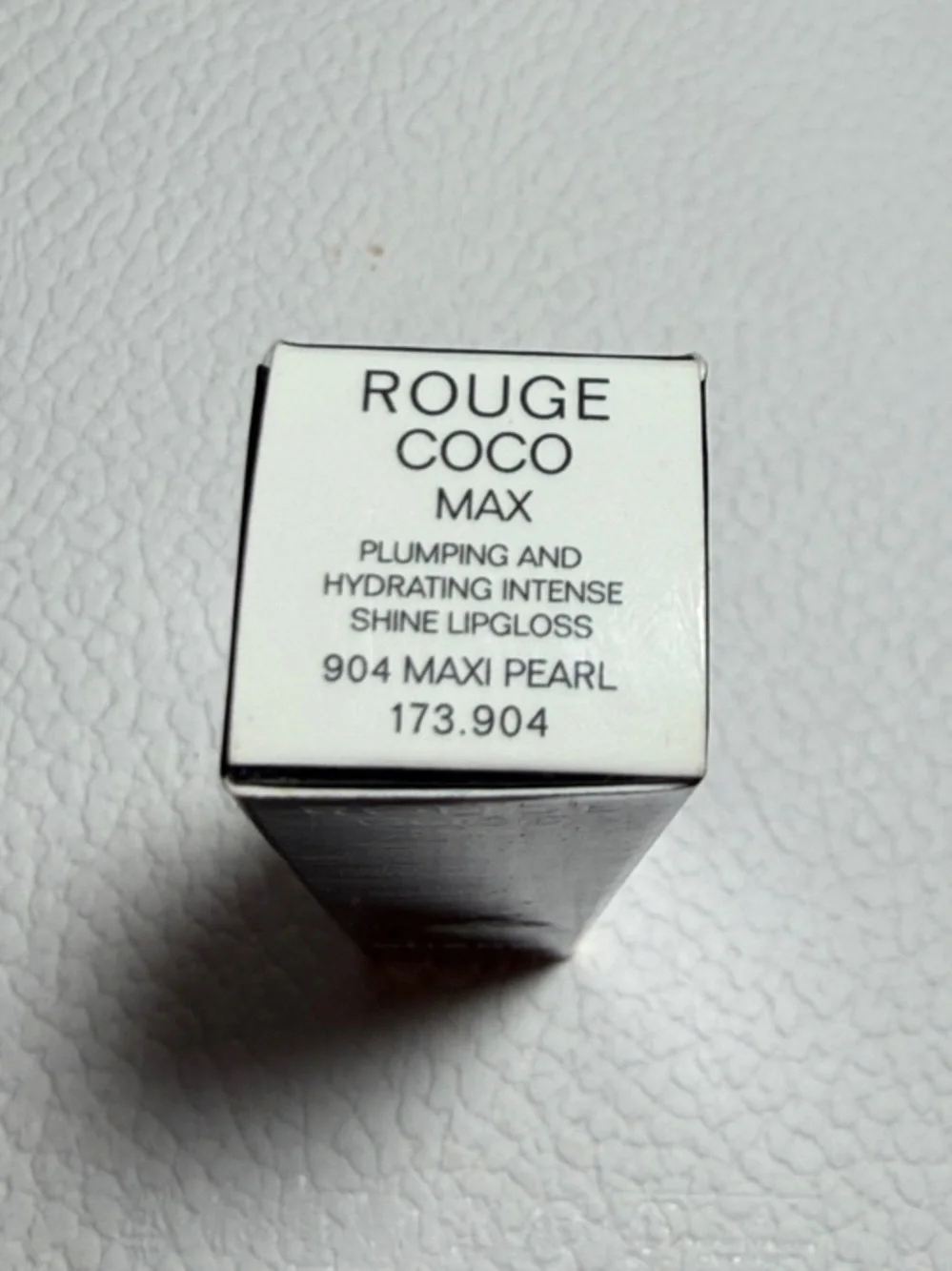 CHANEL Rouge Coco Max Lip Gloss 904 Maxi Pearl — Black & Gold Accents